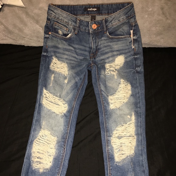 Refugee jeans - Picture 2 of 4